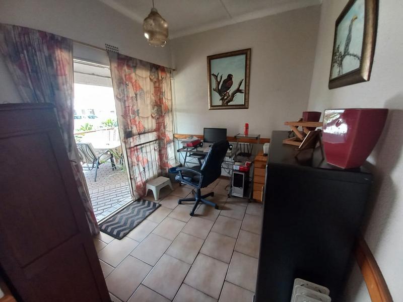 3 Bedroom Property for Sale in Vaalpark Free State